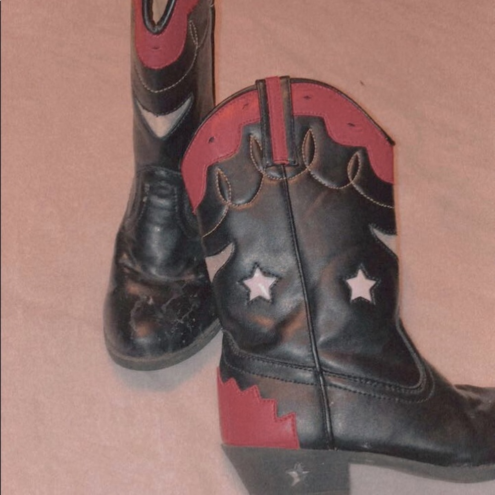 cowboy boots with stars